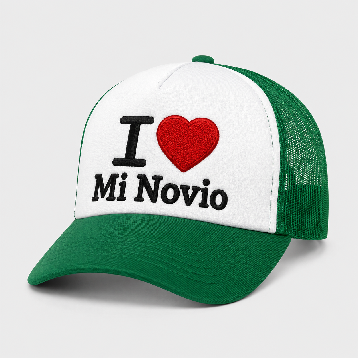 Gorra con frase bordada